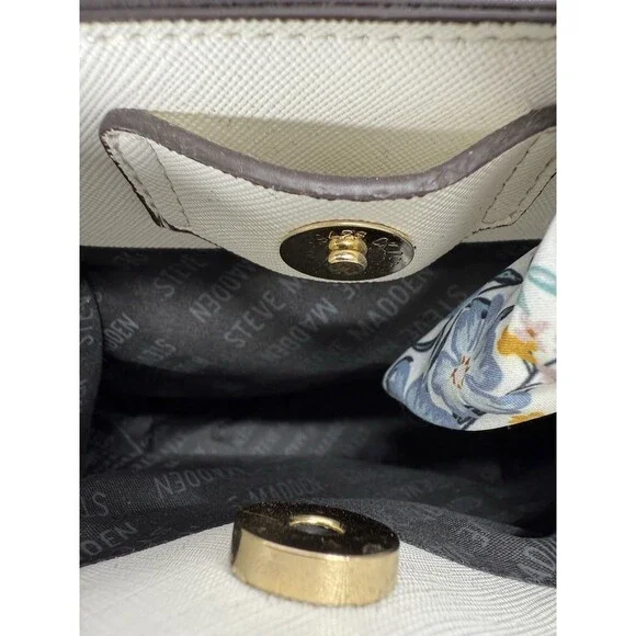 STEVE MADDEN Bellie Bucket White Shoulder Bag/Purse Detachable Strap Scarf - Picture 8 of 16